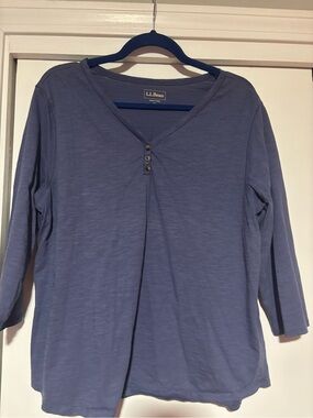 L.L. Bean Women's Slate Blue V-Neck Henley Long-Sleeve Tee
